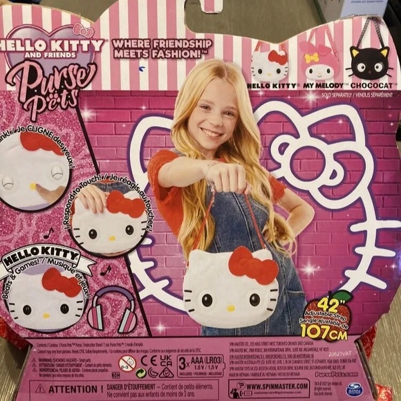 Hello Kitty Talking Purse - Picture 1 of 5